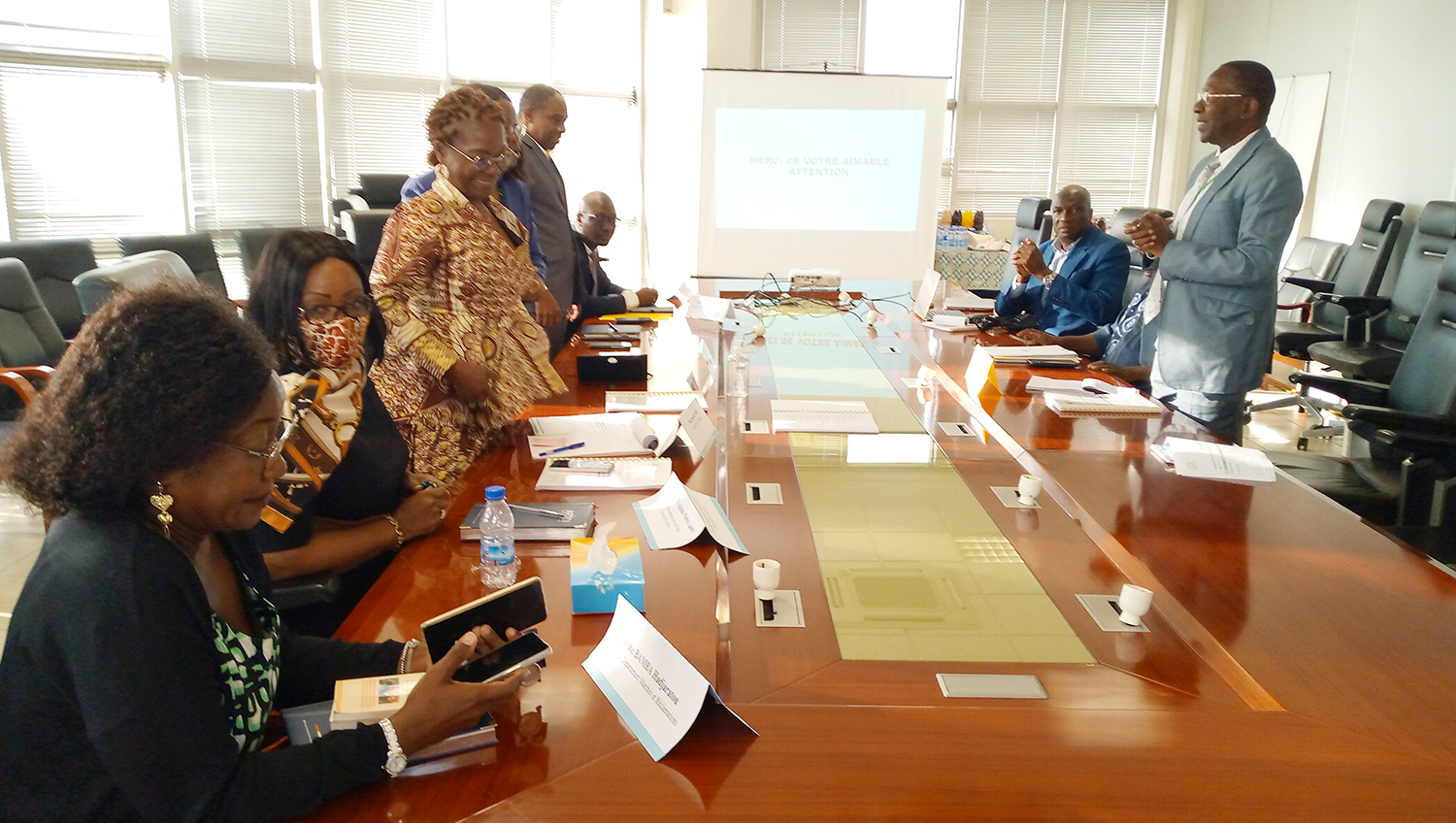 Rencontre ARTCI-EMSP sur la restitution de l’étude sur l’applicabilité de la loi postale ivoirienne